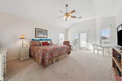 422 Windward Way, Tiki Island, TX 77554 - Photo 15