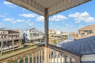 422 Windward Way, Tiki Island, TX 77554 - Photo 33