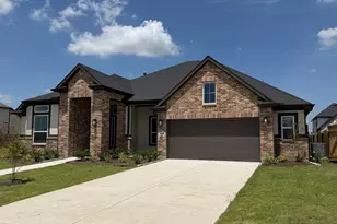 12135 Lk Vw Blvd, Mont Belvieu, TX 77523 - Photo 1