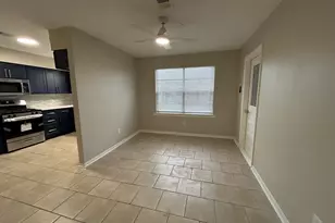 12414 Ledger Ln, Houston, TX 77015 - Photo 9