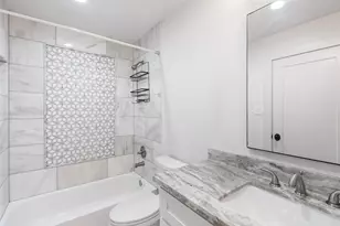 7307 Raton St, Houston, TX 77055 - Photo 19