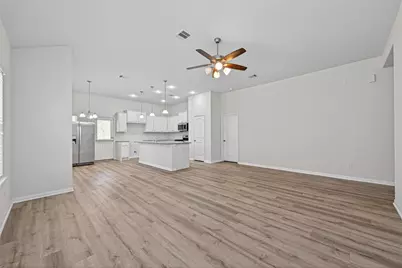 15059 Meadow Glen N, Conroe, TX 77306 - Photo 13