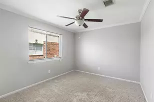 5519 Chisholm Trail, Dickinson, TX 77539 - Photo 21