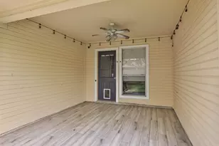 5519 Chisholm Trail, Dickinson, TX 77539 - Photo 5