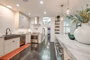 8931 Briar Forest Dr, Houston, TX 77024 - Photo 11
