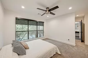 8931 Briar Forest Dr, Houston, TX 77024 - Photo 41
