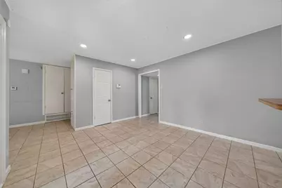 2110 Ridgemore Drive, Houston, TX 77055 - Photo 15