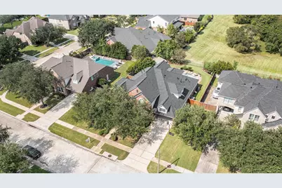 2517 Mountain Falls Court, Friendswood, TX 77546 - Photo 29