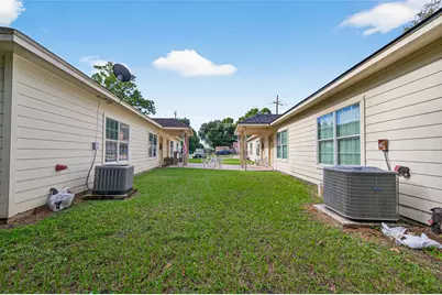 104 Longstreet 1-4 Road, Willis, TX 77378 - Photo 9