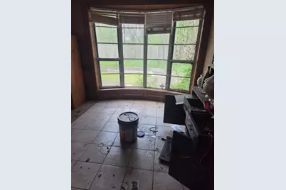 6911 Oak Bough Drive, Houston, TX 77088 - Photo 19