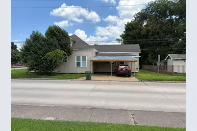 209 W Houston Street, Dayton, TX 77535 - Photo 3