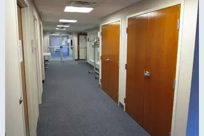 3100 Devonshire Rd, Cleveland, OH 44109 - Photo 7