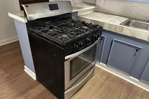 5526 Stonewall St, Houston, TX 77020 - Photo 5