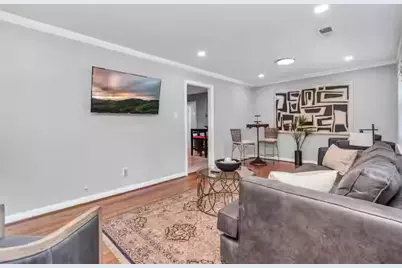 2107 Wakefield Drive, Houston, TX 77018 - Photo 9