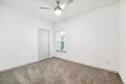 3004 Ludgate Hill Lane, Houston, TX 77047 - Photo 9