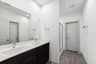 3004 Ludgate Hill Ln, Houston, TX 77047 - Photo 7
