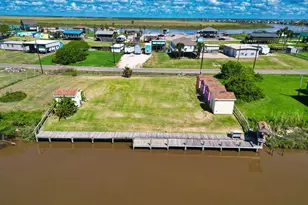 355 Cr 202 Gulfview, Sargent, TX 77414 - Photo 1