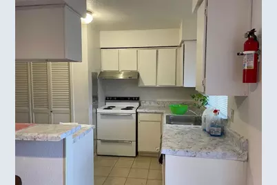 9201 E Clarewood Drive #185, Houston, TX 77036 - Photo 3