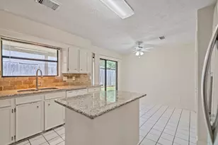 7123 Rio Blanco Dr, Houston, TX 77083 - Photo 7