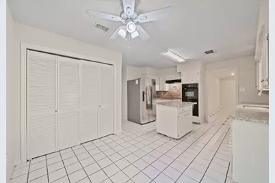 7123 Rio Blanco Drive, Houston, TX 77083 - Photo 9