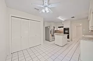 7123 Rio Blanco Dr, Houston, TX 77083 - Photo 9