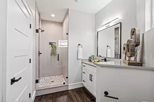 1716 23rd St, Galveston, TX 77550 - Photo 17