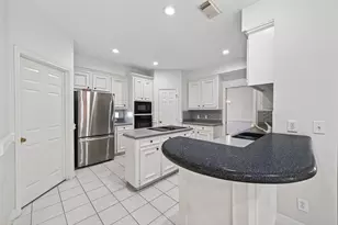 8023 Oakwood Hollow St, Houston, TX 77040 - Photo 25