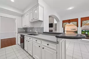 8023 Oakwood Hollow St, Houston, TX 77040 - Photo 23