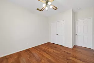 8023 Oakwood Hollow St, Houston, TX 77040 - Photo 35