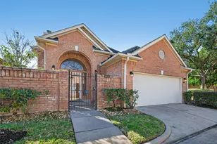 8023 Oakwood Hollow St, Houston, TX 77040 - Photo 3