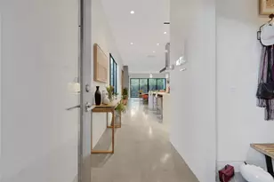 1136 Aurora St, Houston, TX 77009 - Photo 3