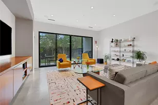1136 Aurora St, Houston, TX 77009 - Photo 13