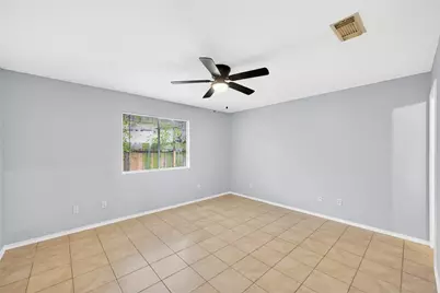2135 Falling Oaks Road, Houston, TX 77038 - Photo 19