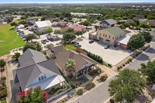 2277 Gruene Lake Dr, New Braunfels, TX 78130 - Photo 37