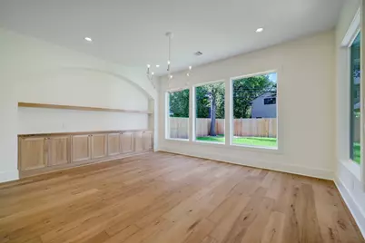 1046 Gardenia Drive, Houston, TX 77018 - Photo 9