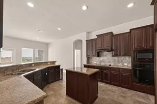 11602 Kings Point Blvd, Dayton, TX 77535 - Photo 5