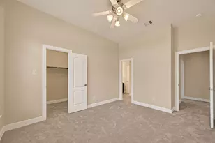 11602 Kings Point Blvd, Dayton, TX 77535 - Photo 35