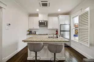 543 W 22nd St, Houston, TX 77008 - Photo 29