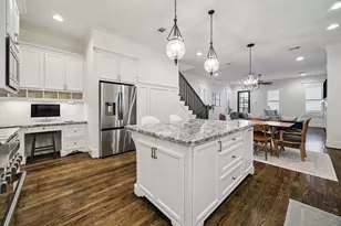 543 W 22nd St, Houston, TX 77008 - Photo 11