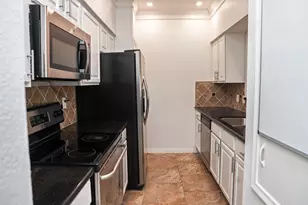 290 Wilcrest Dr, Houston, TX 77042 - Photo 7