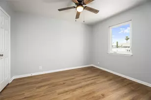 901 Bonita St, Bayou Vista, TX 77563 - Photo 9