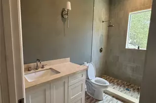 1140 Waverly St, Houston, TX 77008 - Photo 19