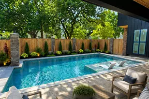 1140 Waverly St, Houston, TX 77008 - Photo 25