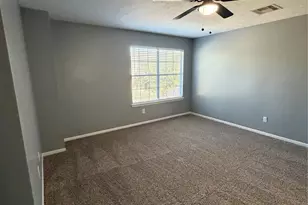 4623 Mi Castillo Ct, Houston, TX 77045 - Photo 15