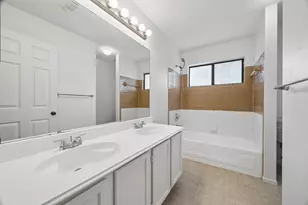 15251 Kelbrook Dr, Houston, TX 77062 - Photo 23