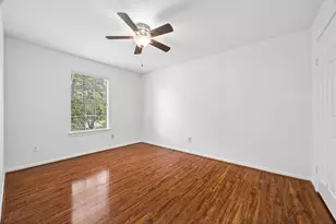 15251 Kelbrook Dr, Houston, TX 77062 - Photo 19