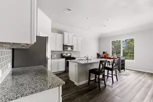 18111 Humber River Ln, Houston, TX 77044 - Photo 11