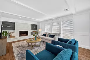 10935 Piping Rock Ln, Houston, TX 77042 - Photo 11