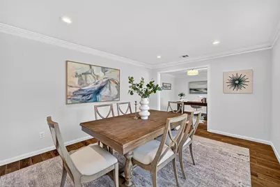 10935 Piping Rock Lane, Houston, TX 77042 - Photo 7