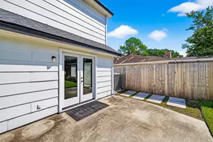 10935 Piping Rock Ln, Houston, TX 77042 - Photo 45